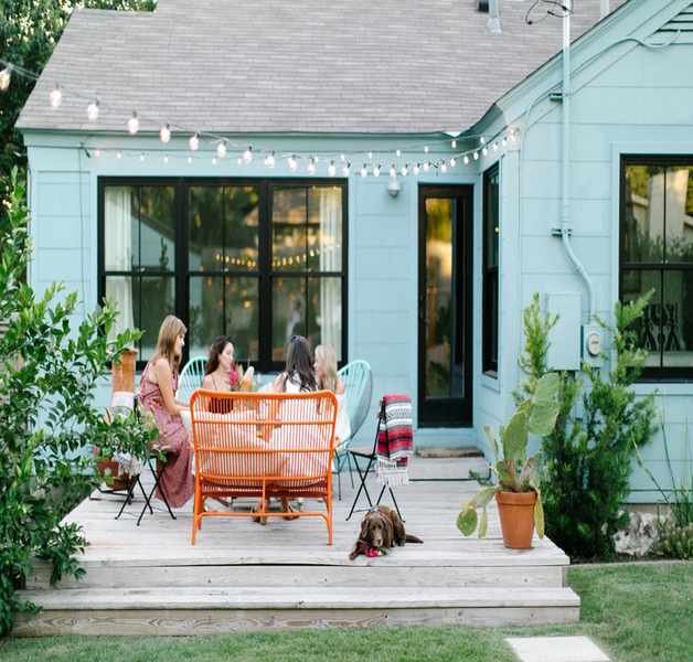 Transform Your Home Instantly With These 11 Front Door Paint Colors