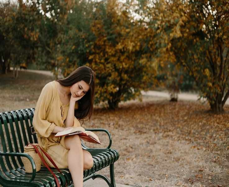 15 Cozy Fall Reads That Will Warm Your Heart This Season
