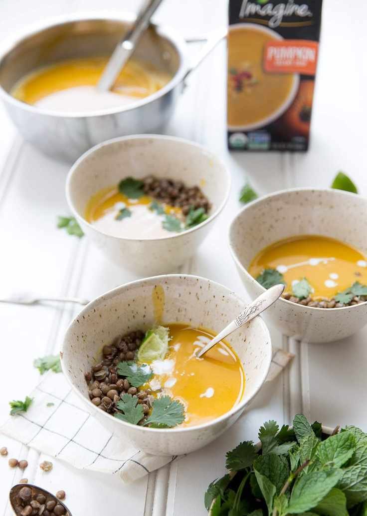 Delicious Pumpkin Curry Soup with Lentils for Cozy Nights