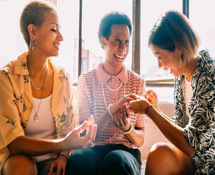 Being a Thoughtful Friend Without Breaking the Bank