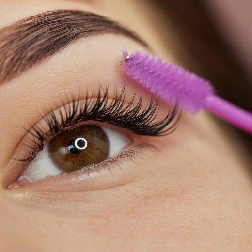 Explore 5 Eyelash Extension Types and Find Your Perfect Match