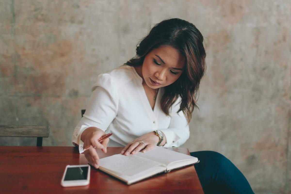 Essential Steps to Launching Your Freelance Writing Career