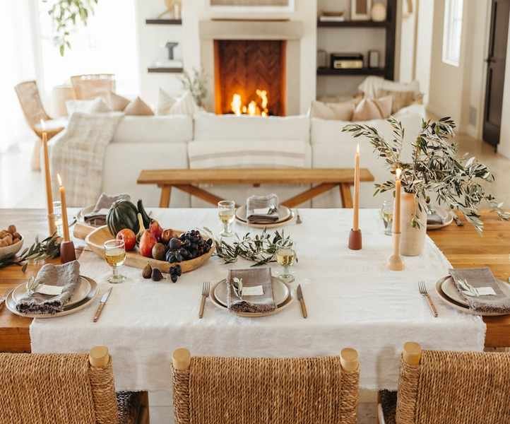 Set a Cozy Thanksgiving Table with Natural Elegance