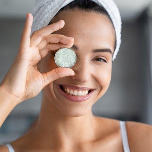 Choosing Between Eye Creams, Gels, or Masks for Your Skin