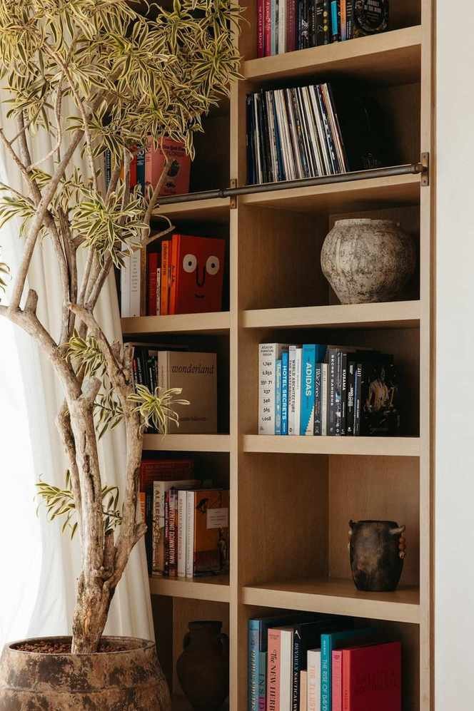 10 Transformative Books That Changed My Perspective This Year