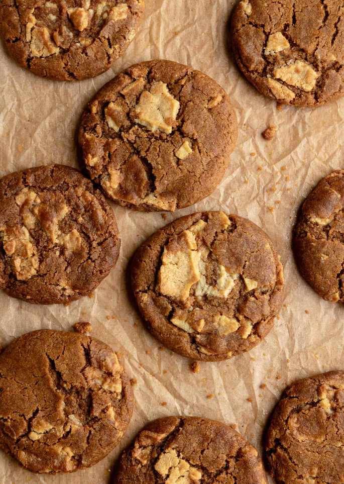 Indulge in Chewy Pumpkin Cheesecake Cookies This Weekend