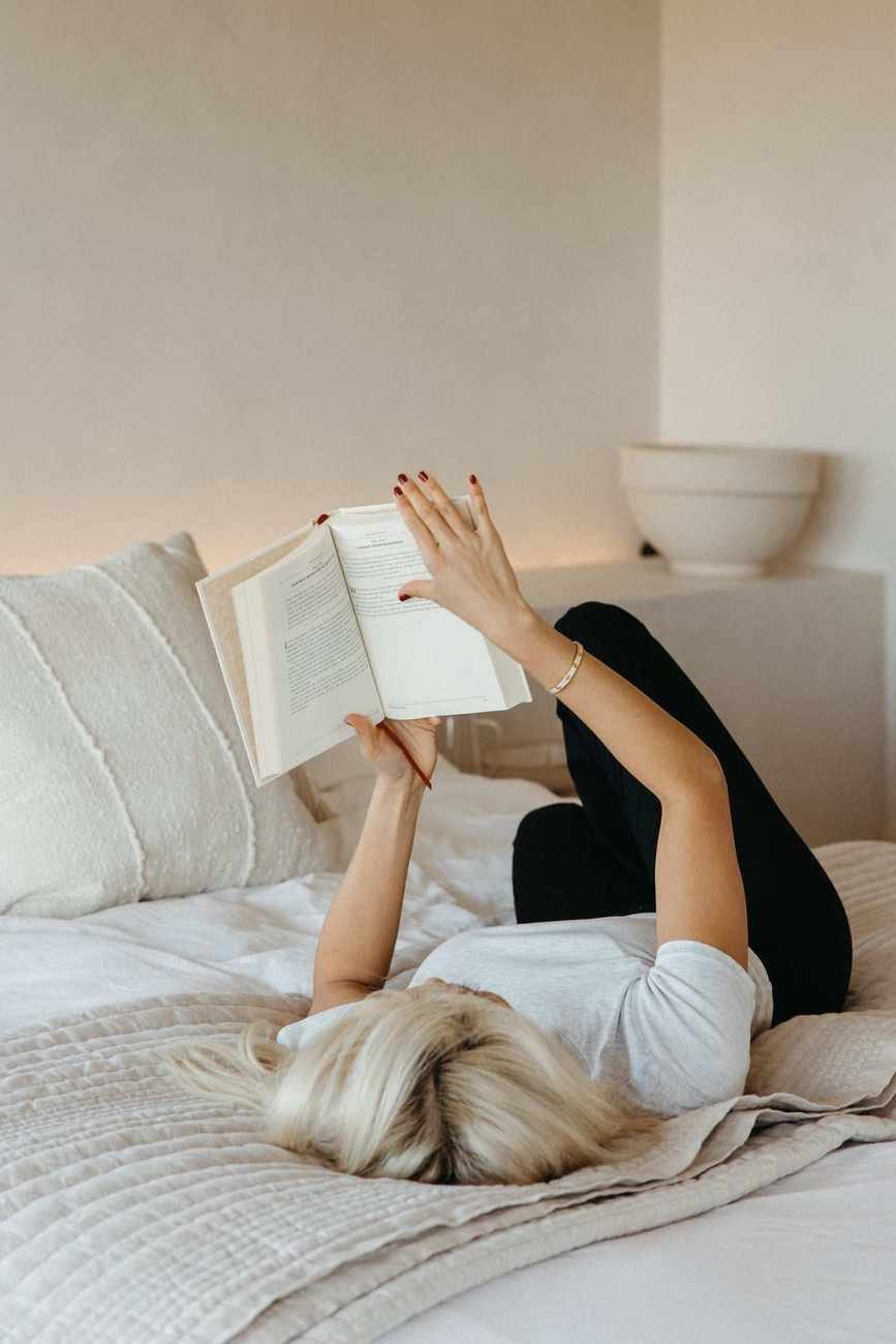 10 Captivating Books for Your Perfect Summer Escape