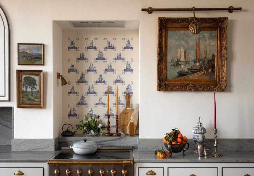 Transform Your Attic: What Vintage Items to Keep or Toss in 2026