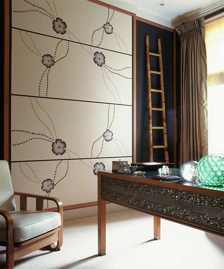 Panelling ideas for walls with floral panels