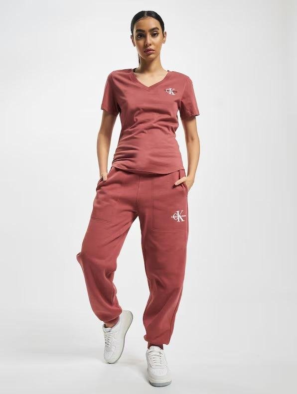 Cuffed vs. Uncuffed Sweatpants: Which Style Suits You Best?