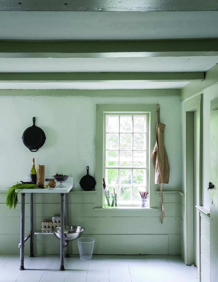 White / gray room by Farrow & Ball
