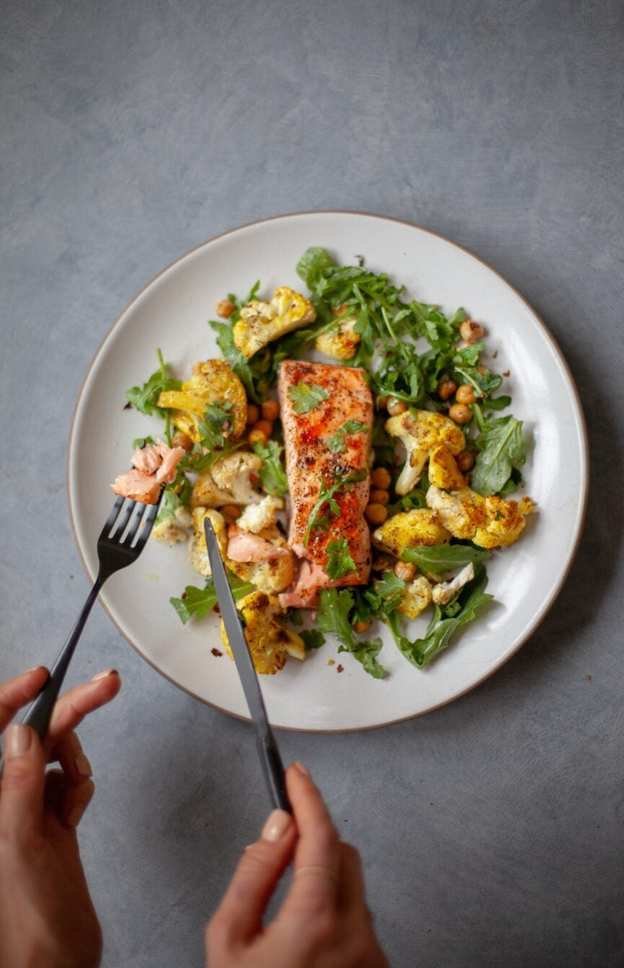 broiled salmon with curried cauliflower