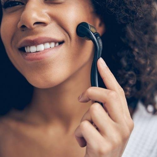Exploring the Benefits of Microneedling for Skin Improvement