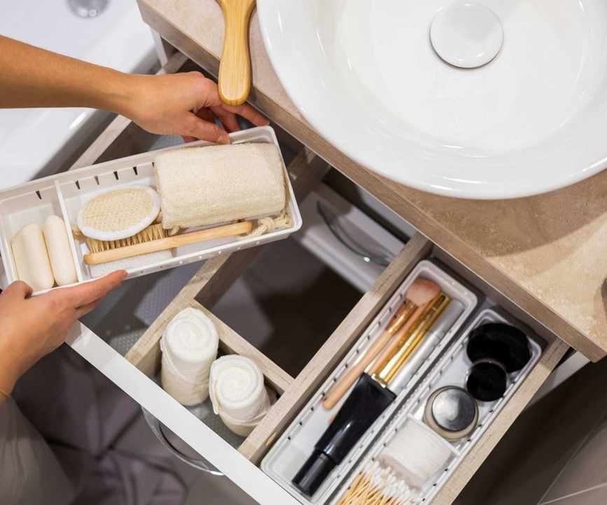 Bathroom drawer organizers