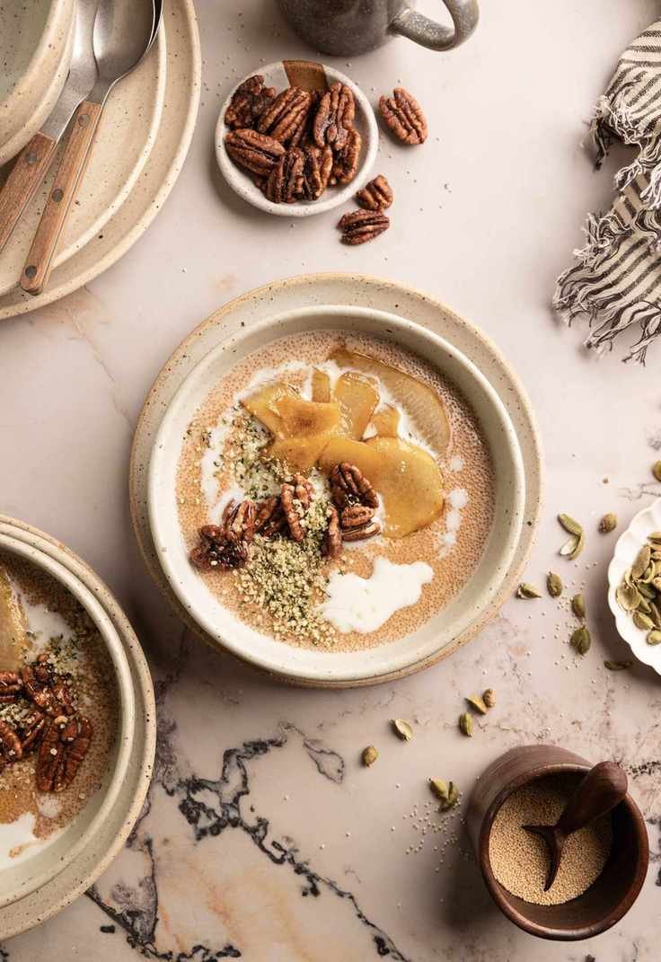 Delight in Cardamom Pear Porridge for a Cozy Morning Boost