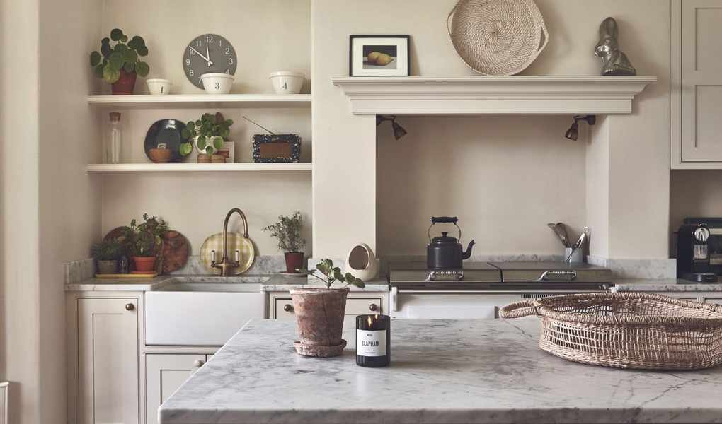 Top 5 Essential Oils for Effective Natural Cleaning