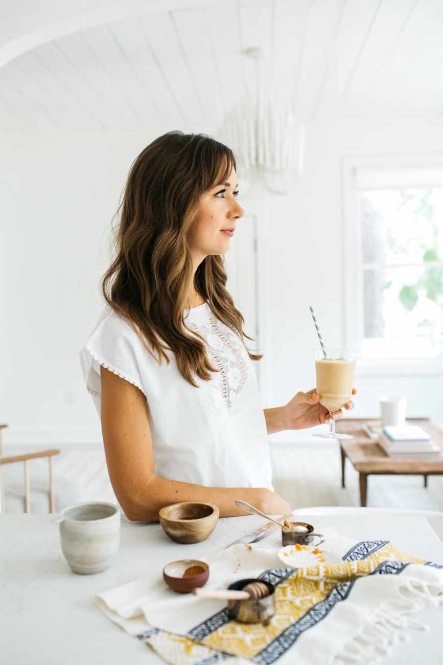 Pumpkin Spice Smoothie: A Delicious Autumn Breakfast Option