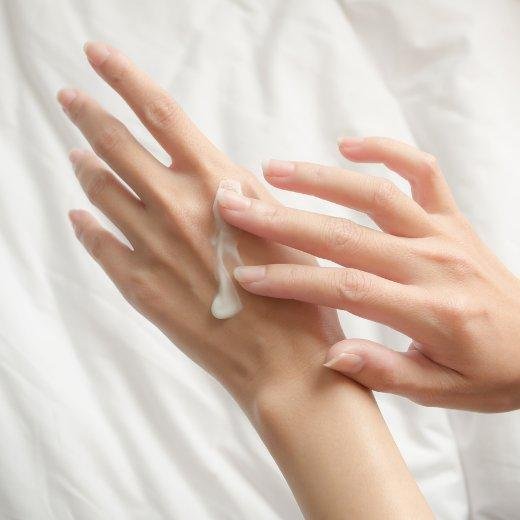 Essential Ingredients for Nourishing Hand Creams
