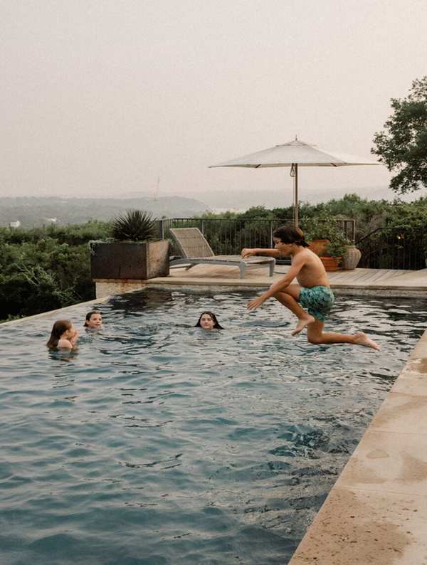 Delicious Pool Party Menu Ideas for a Perfect Summer Gathering
