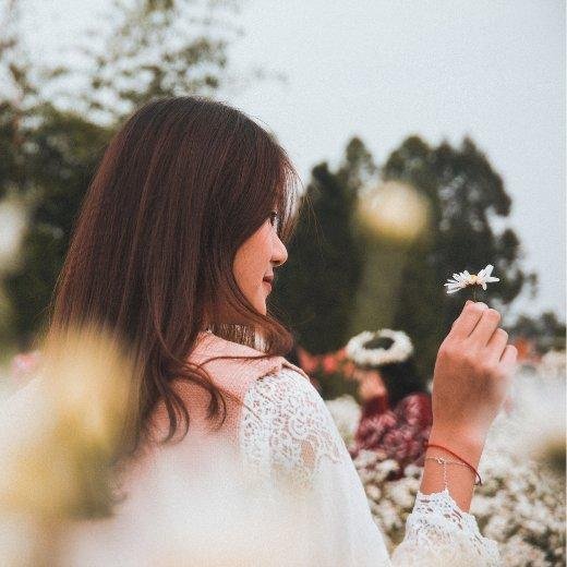 Spring Awakening: Achieve Radiant Skin This Season