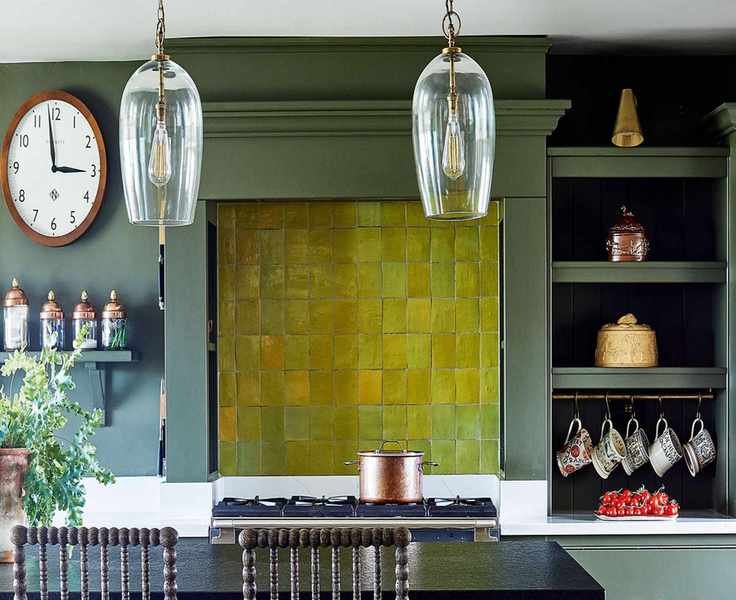 7 Items to Stop Buying for a Clutter-Free Home