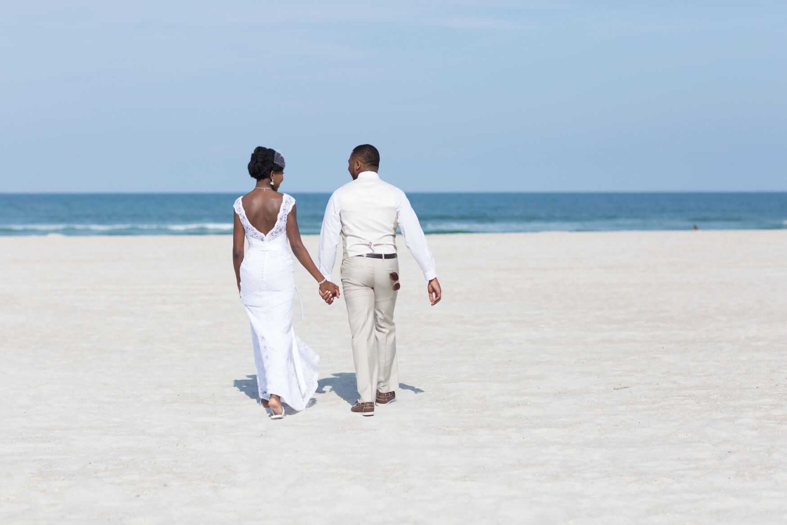 Affordable Wedding Invitations and 9 Smart Ways to Save on Your Wedding