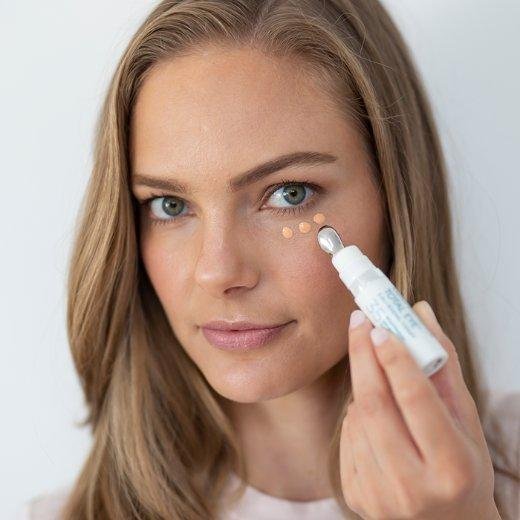 Brighten Your Eyes with Total Eye® 3-in-1 Renewal Therapy
