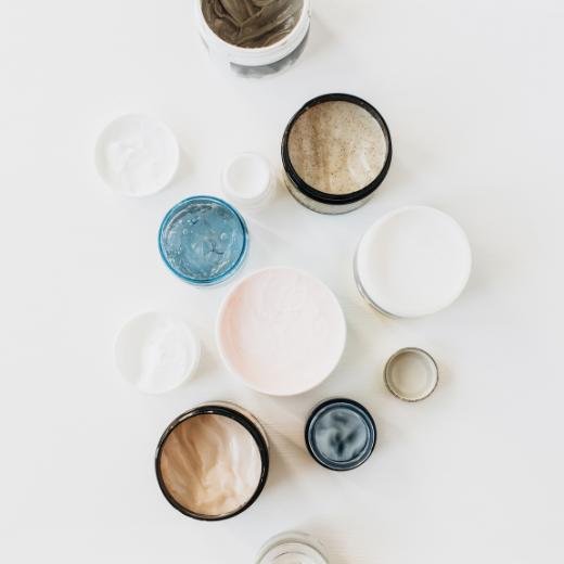 7 Essential Vitamins and Antioxidants for Your Skin Care Regimen