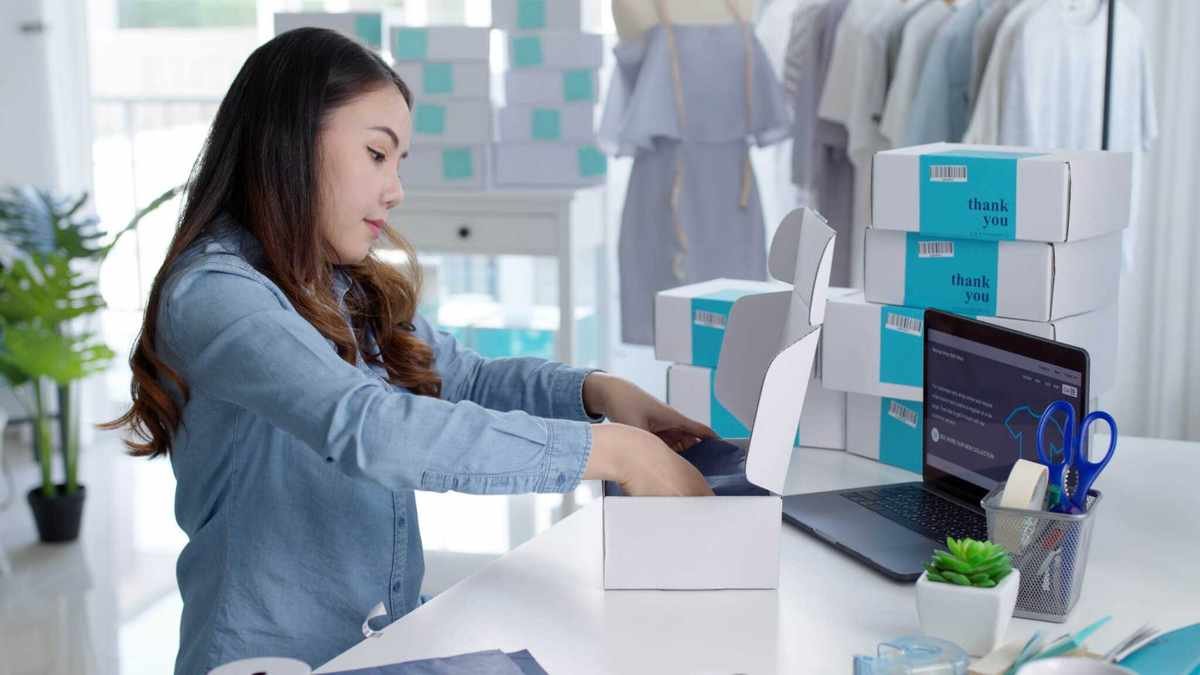 Top 5 Side Hustles for Women to Boost Income