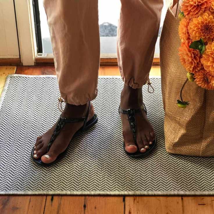 The Innerweave - Chevron (stone) Doormat