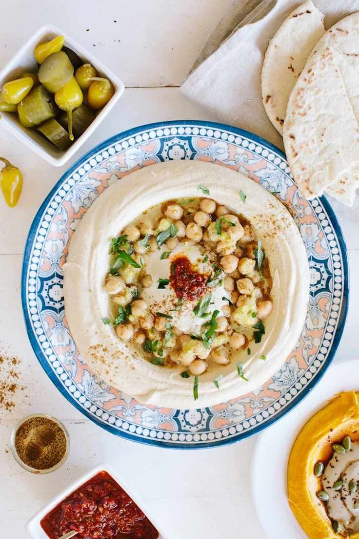 Homemade Hummus Recipe with a Simple Secret for Creaminess