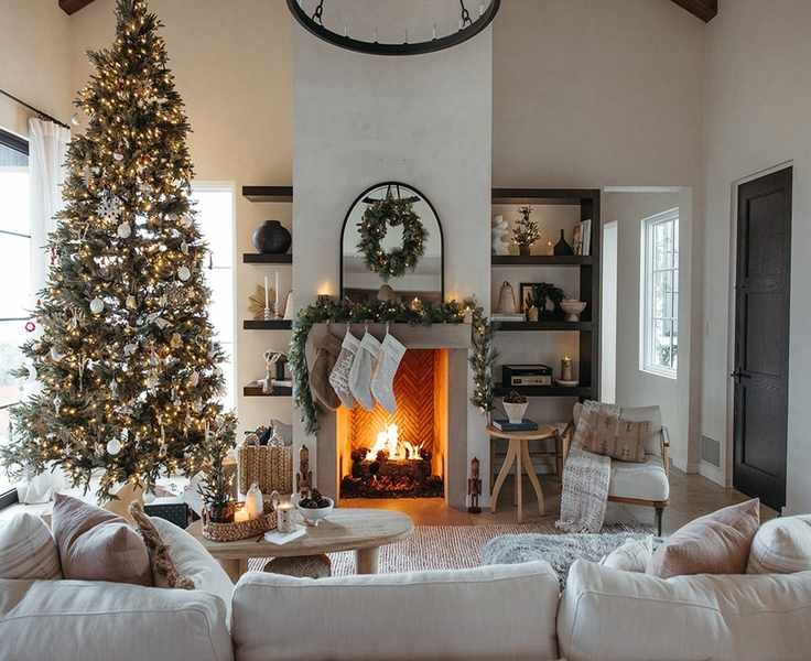 Incredible Holiday Décor Finds on Amazon This Season