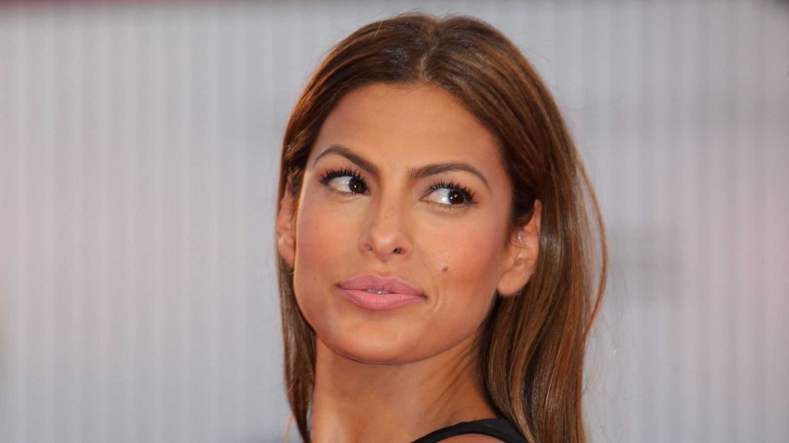 Eva Mendes's Mediterranean Garden Design Creates a Tropical Oasis