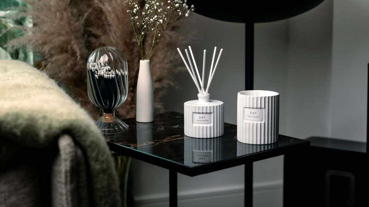 Elevate Your Home's Scent: 4 Expert Tips for Luxurious Fragrance