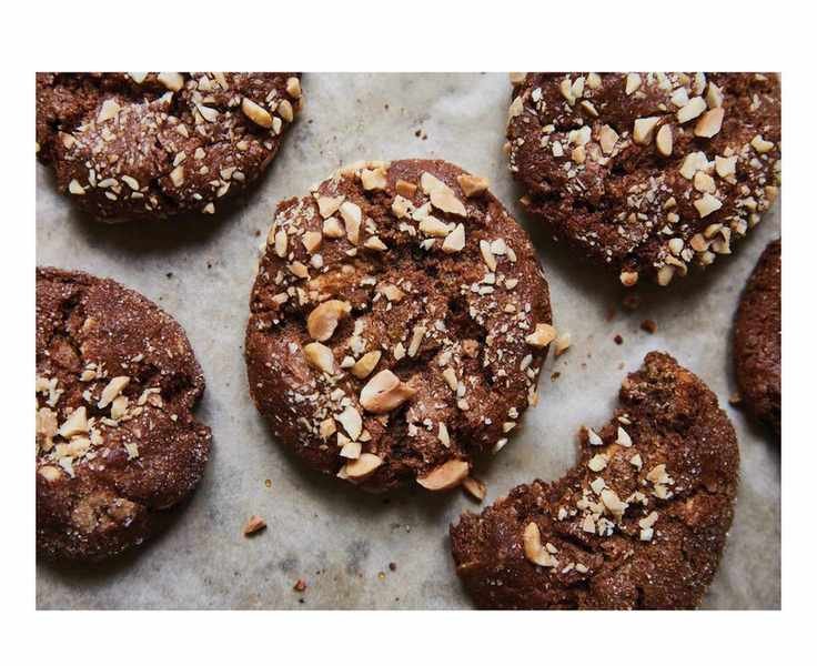 Delicious Peanut Butter Banana Cookies Without Gluten or Refined Sugar