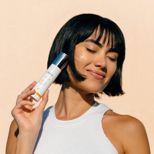 Achieve Glowing Skin with VITAL C Hydrating Anti-Aging Serum