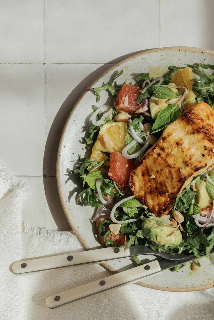 20 Satisfying Spring Salad Recipes That Will Keep You Full