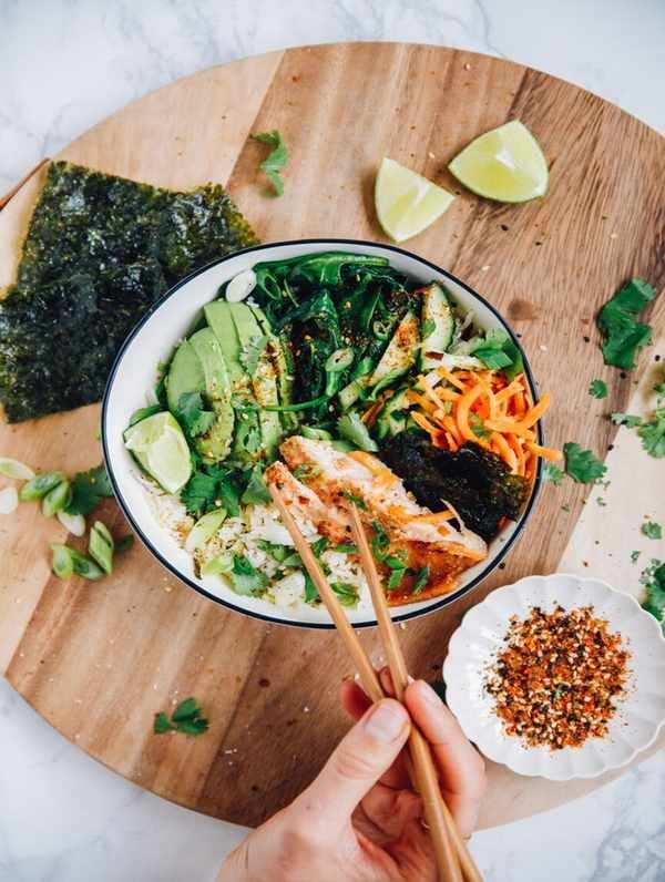 Salmon Roll Sushi Bowl For a Quick and Energizing Lunch