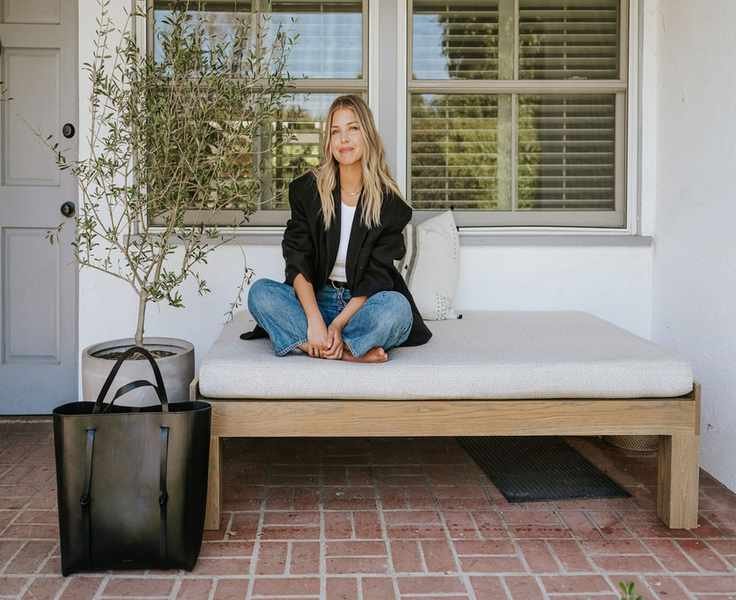 Why Loungewear Fails in Europe and What to Wear Instead