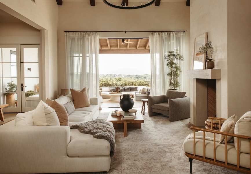 Refreshing Your Living Room for a Vibrant Spring Makeover