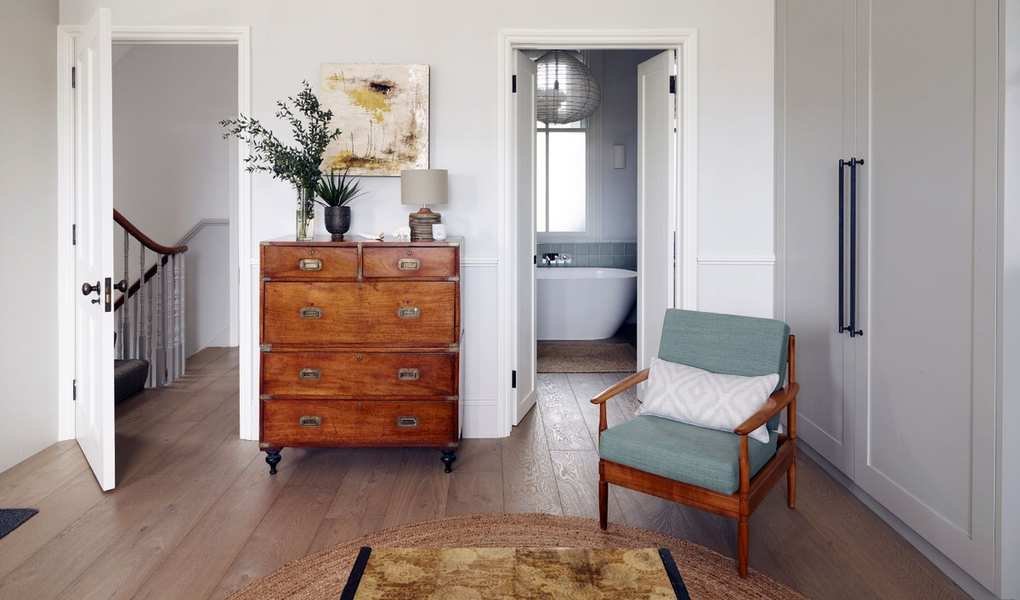 9 Essential Items to Store in Drawers for a Clutter-Free Home