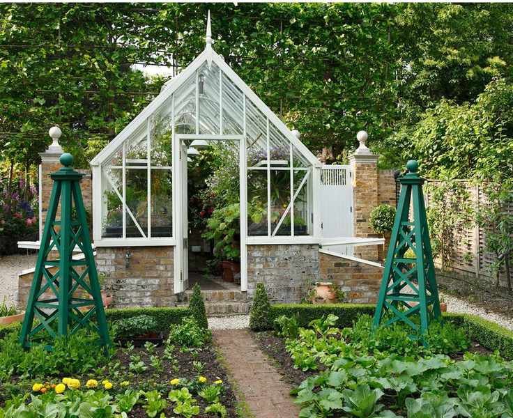 May Planting Guide: Best Flowers, Herbs, and Vegetables to Grow