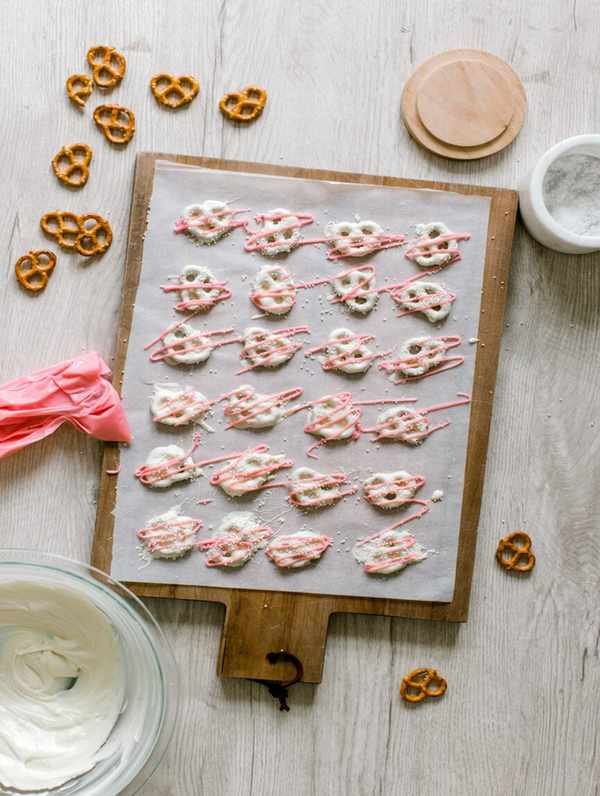Delicious Chocolate Covered Pretzels: A Sweet and Salty Delight