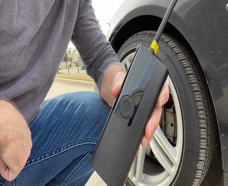 Navigating Roadside Emergencies: A Guide to Airmoto