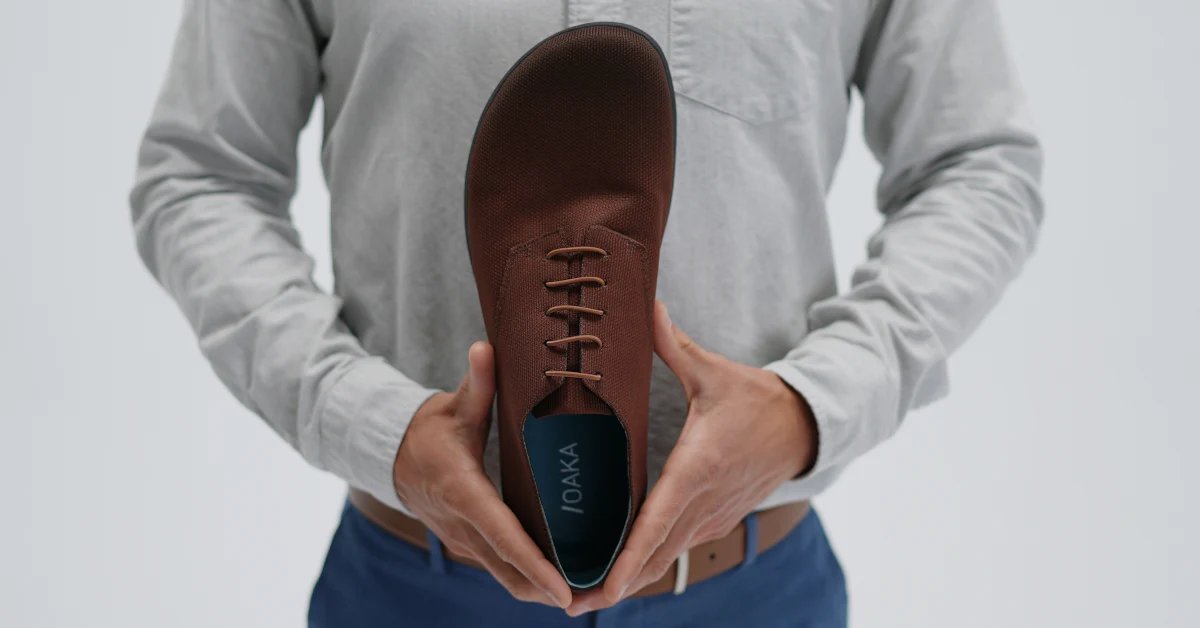 Crafting Style: A Comprehensive Look at OAKA Shoes