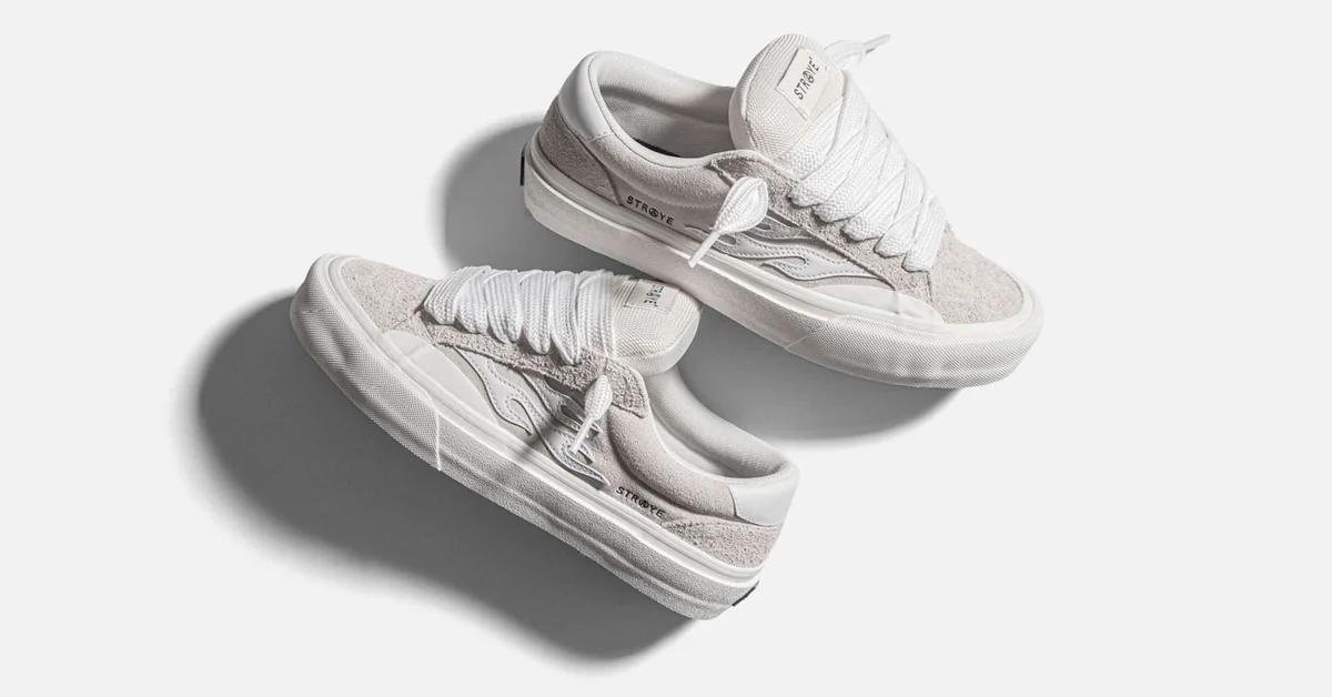 12 Smart Moves for Shopping STRAYE Footwear